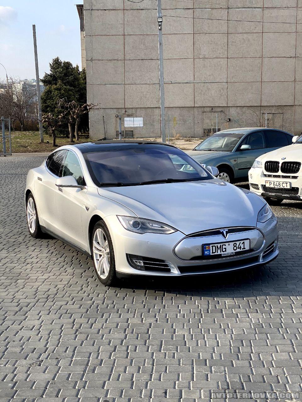 Tesla Model S 1.0 2014, двигатель Електро, кузов Седан, КПП Автомат, г. Тирасполь - № объявления: 11784 | Авторынок ПМР и Молдовы | авто ПМР