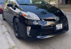 Легковые-Toyota-Prius