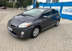 Легковые-Toyota-Prius