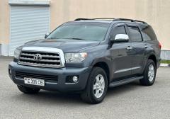 Легковые-Toyota-Sequoia