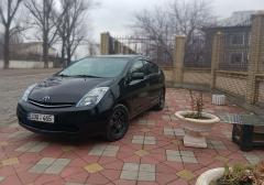 Легковые-Toyota-Prius