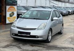 Легковые-Toyota-Prius