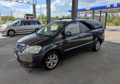 Легковые-Toyota-Avensis Verso
