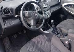 Легковые-Toyota-RAV4