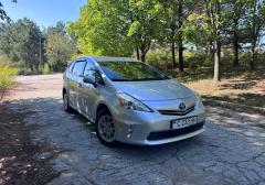Легковые-Toyota-Prius