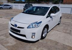 Легковые-Toyota-Prius