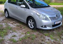 Легковые-Toyota-Corolla Verso