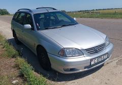 Легковые-Toyota-Avensis