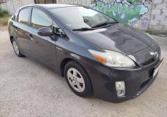Легковые-Toyota-Prius