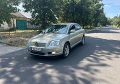 Легковые-Toyota-Avensis