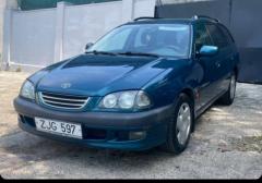 Легковые-Toyota-Avensis