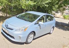 Легковые-Toyota-Prius