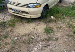 Легковые-Toyota-Hiace
