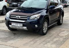 Легковые-Toyota-RAV4