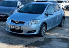 Легковые-Toyota-Corolla