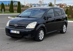 Легковые-Toyota-Corolla Verso