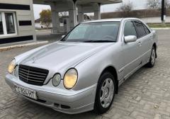 Легковые-Mercedes-benz-E class