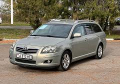 Легковые-Toyota-Avensis