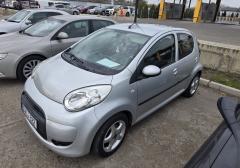 Легковые-Toyota-Corolla