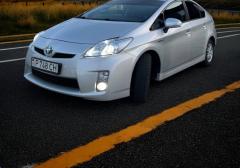 Легковые-Toyota-Prius
