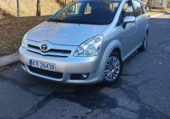 Легковые-Toyota-Corolla Verso