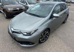 Легковые-Toyota-Auris