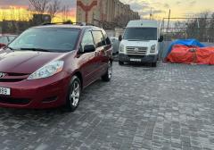 Легковые-Toyota-Sienna