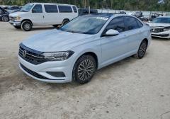 Легковые-Volkswagen-Jetta