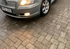 Легковые-Toyota-Avensis