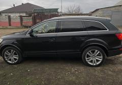 Легковые-Audi-Q7