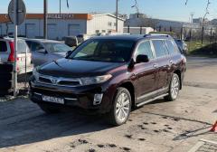 Легковые-Toyota-Highlander