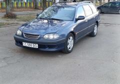 Легковые-Toyota-Avensis