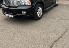 Легковые-Lincoln-Navigator