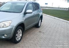 Легковые-Toyota-RAV4