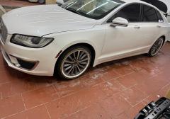 Легковые-Lincoln-MKZ