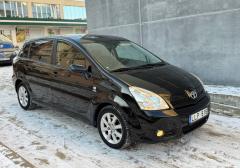 Легковые-Toyota-Corolla Verso