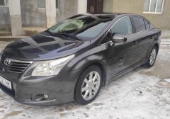 Легковые-Toyota-Avensis