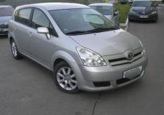 Легковые-Toyota-Corolla Verso
