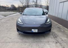 Легковые-Tesla-Model 3