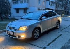 Легковые-Toyota-Avensis
