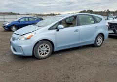 Легковые-Toyota-Prius