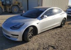 Легковые-Tesla-Model 3