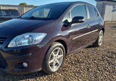 Легковые-Toyota-Auris