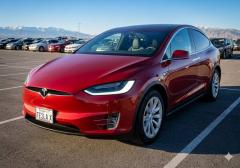 Легковые-Tesla-Model X