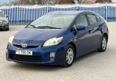 Легковые-Toyota-Prius