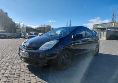 Легковые-Toyota-Prius