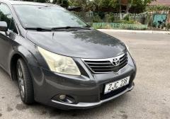 Легковые-Toyota-Avensis