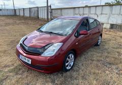 Легковые-Toyota-Prius