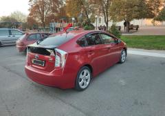 Легковые-Toyota-Prius