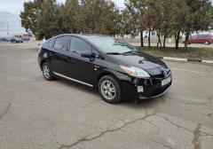 Легковые-Toyota-Prius
